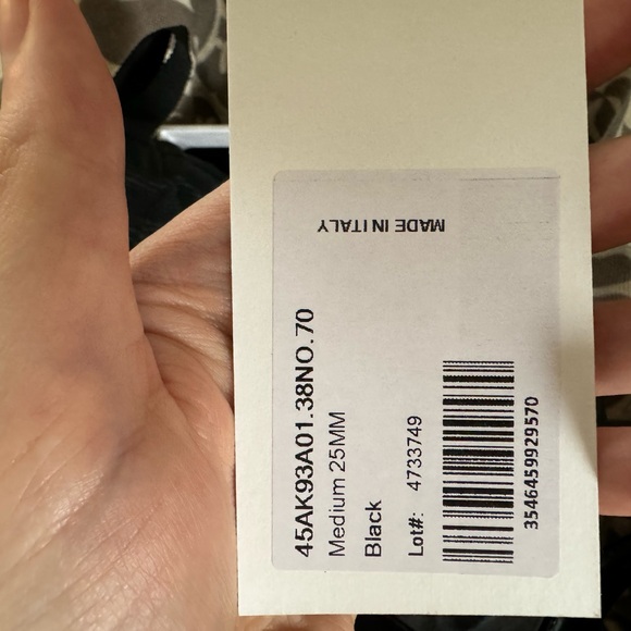 Celine medium triumph belt size 70 - Picture 11 of 11